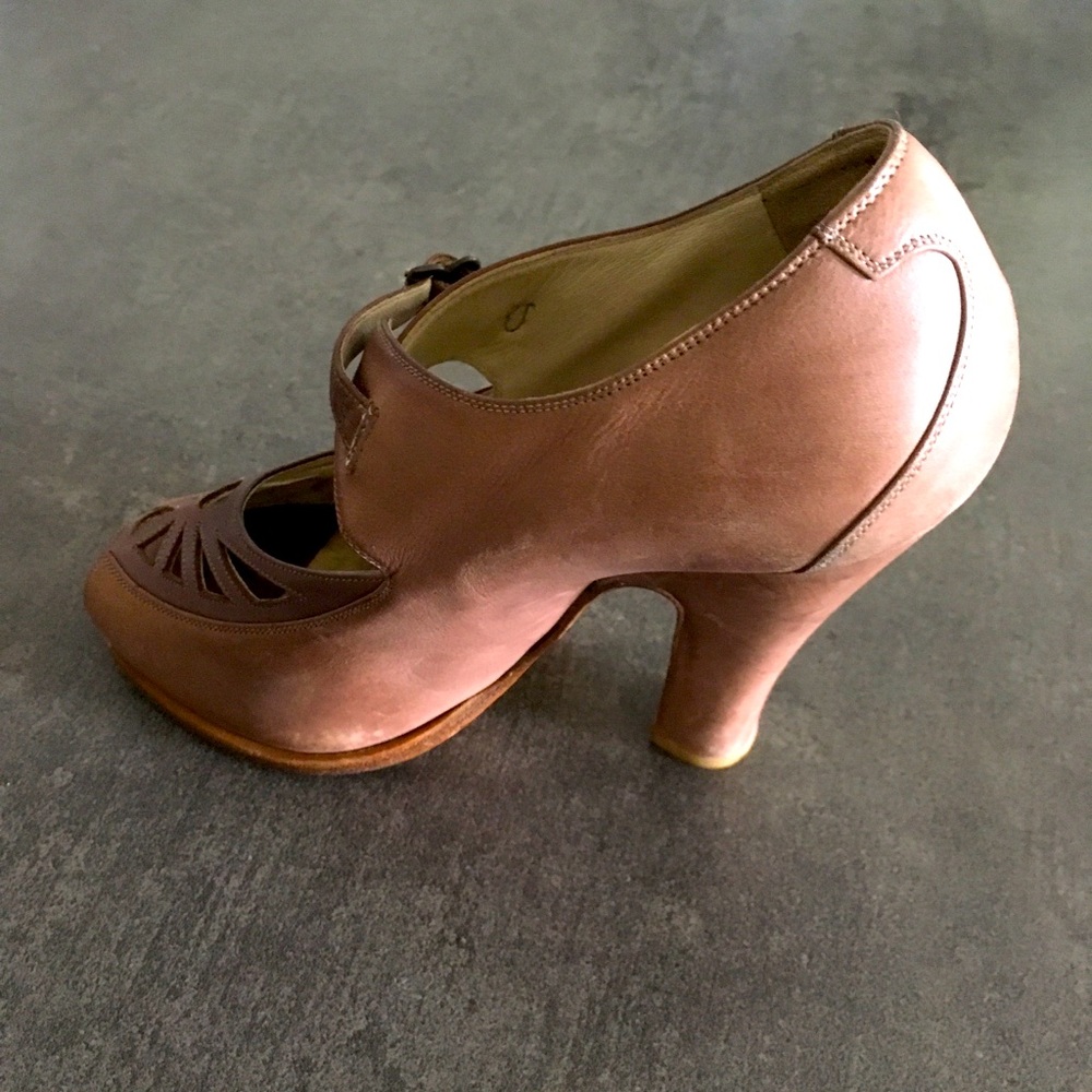 Rochas 4.5 inch high heel purple